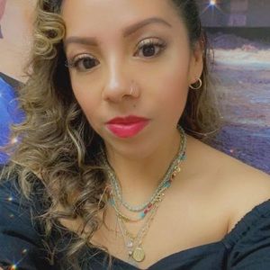 Meet your Posher, Erika